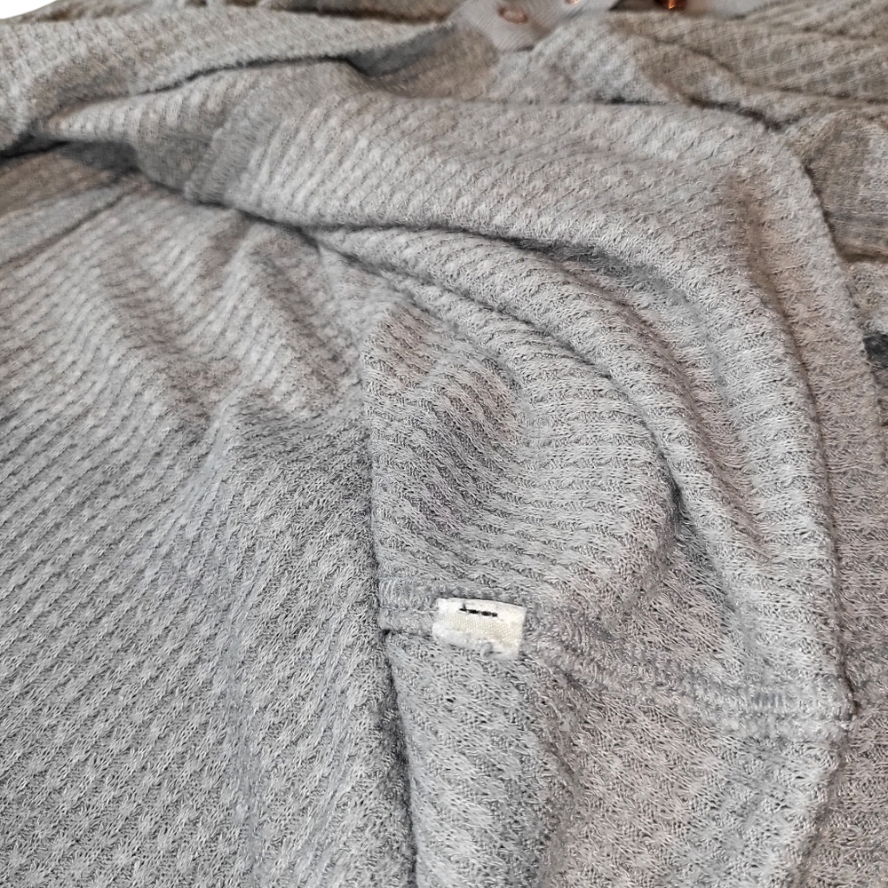 Free People Light Gray Waffle Knit Long Sleeve Top Size S - Picture 4 of 4
